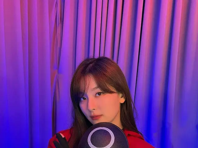 「Red Velvet」スルギ、ちょっと早いハロウィン…「イカゲーム」の進行要員に扮す