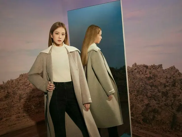 「BLACKPINK」ジス、自身がイメキャラを務めるブランドのファッショングラビアを公開