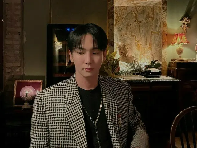 「SHINee」KEY（キー）、素敵なレストランでパスタを楽しむ日常