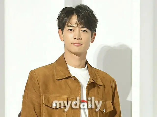 【フォト】「SHINee」ミンホ、ウイスキーブランドのイベントに参加…素敵なビジュアルが爆発