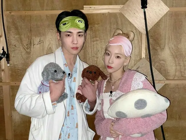 「SHINee」KEY（キー）＆「少女時代」テヨン、ほんとの姉弟みたい!…パジャマ姿でツーショット