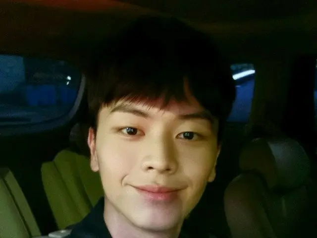 「BTOB」ユク・ソンジェ、待ちに待った懐かしい顔…除隊者のほほ笑み