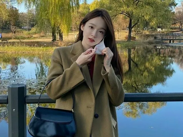 「DAVICHI」カン・ミンギョン、存在自体が秋の女神…何もかもが完璧なビジュアル