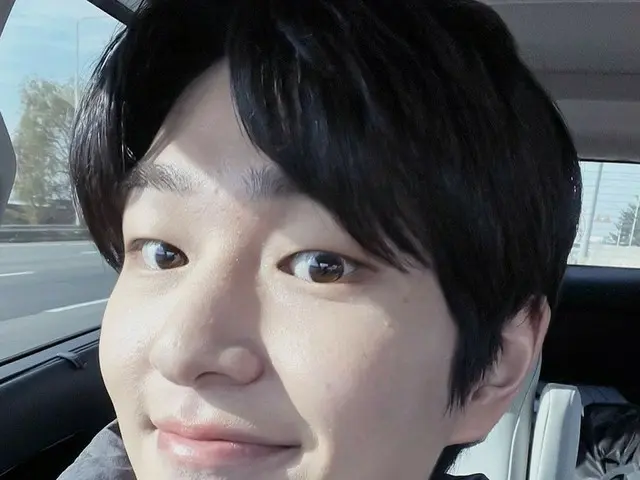 「SHINee」オンユ、アラサーとは思えないかわいい笑顔にミンホもコメント