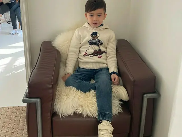 ウィリアムくん、すでにイケメン…“僕ちょっとカッコいいみたい”