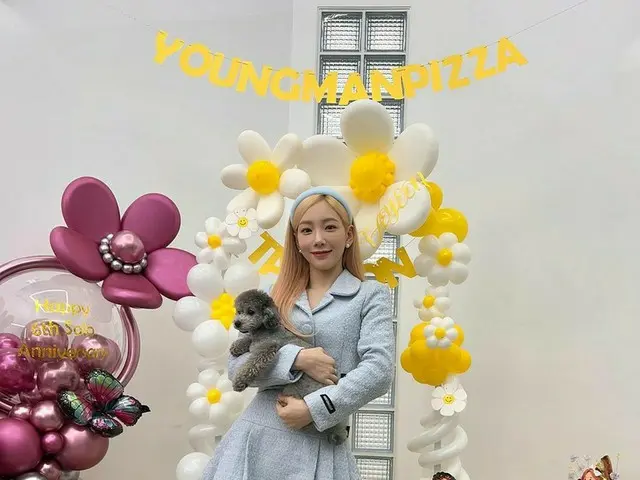 「少女時代」テヨン、CM撮影のビハインド公開…生きている人形のようなビジュアル