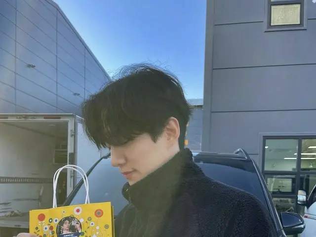 ジュノ（2PM）、寒さも溶かす世孫殿下の素敵なビジュアル