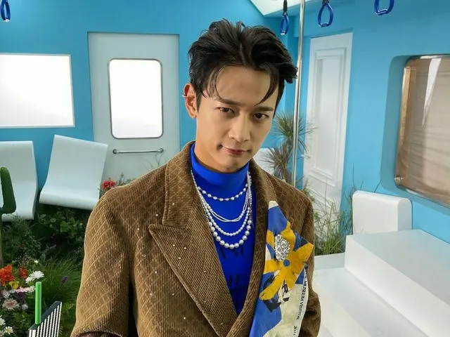 「SHINee」ミンホ、輝く名品ビジュアル…“SM CU. SHINee.”