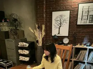 女優キム・ダミ、レモン色のニットでさわやかな魅力