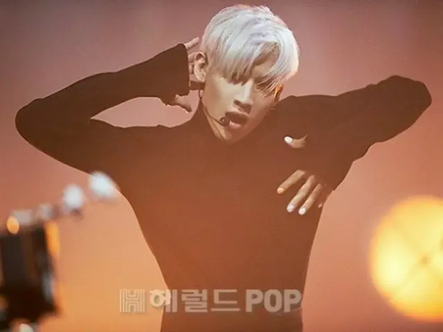 【フォト】BamBam（GOT7）、「B」リリース記念ショーケース開催…カッコよさ爆発