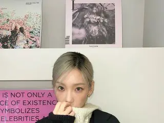 「少女時代」テヨン、かわいいウインク炸裂…“ KWANGYAは美しくないところがないね”