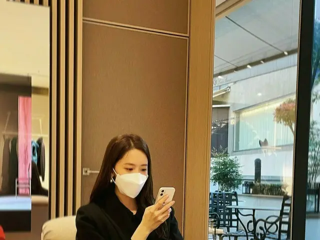 「少女時代」ユナ、“ユンフロディーテ”の優雅な美貌に視線釘付け