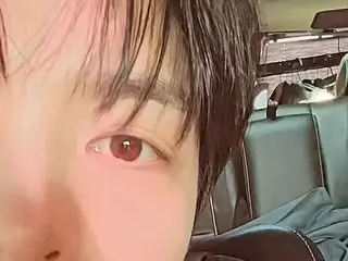 キム・ジェジュン、超近接でも欠点のないビジュアル