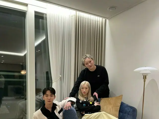 「SHINee」KEY（キー）＆「少女時代」テヨン＆イプチャルブンヘンニム、スリーショット公開…「驚きの土曜日」の友情