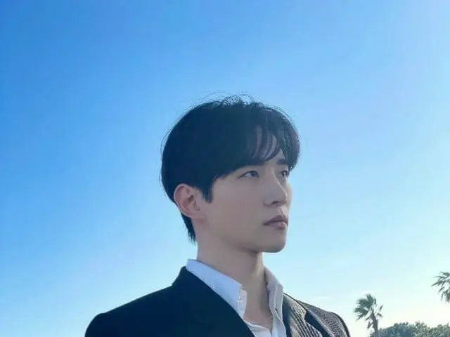 ジュノ（2PM）、感嘆の声がもれる鼻筋… ジヌンからもコメント「寒風も切りそう」