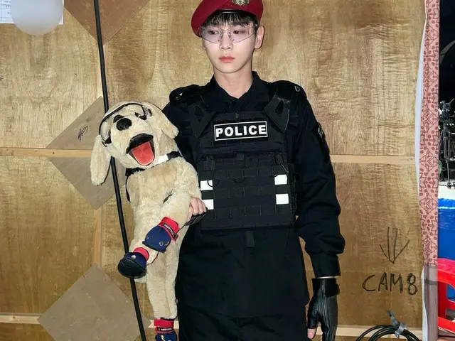 「SHINee」KEY（キー）、警察コスプレ披露…何を着てもよく似合う