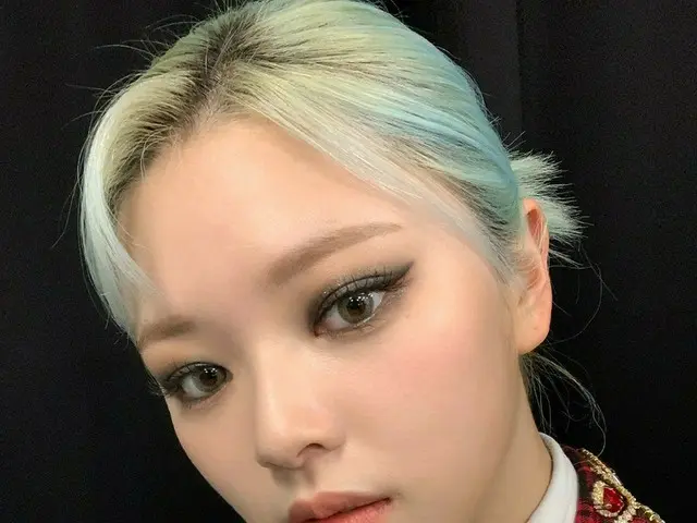 「TWICE」ジョンヨン、ワールドツアー中の近況伝える…まぶしい美貌