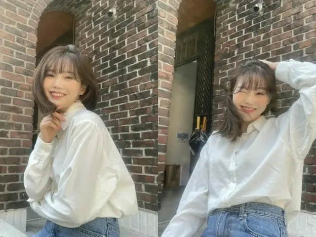 「OH MY GIRL」ヒョジョン、ジーンズに白シャツで爽やかさ満点…ウィンクはおまけ