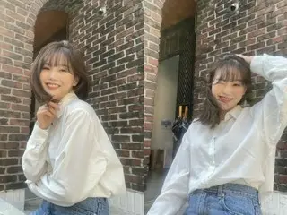 「OH MY GIRL」ヒョジョン、ジーンズに白シャツで爽やかさ満点…ウィンクはおまけ