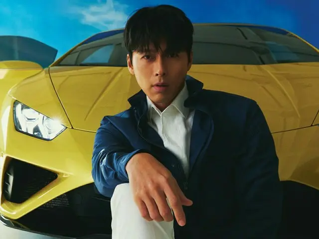 俳優ヒョンビン、完ぺきビジュアルのグラビア公開…スーパーカーが似合う男