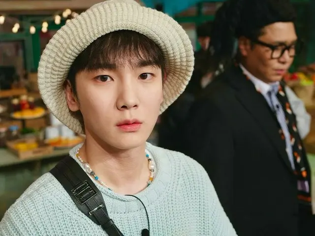「SHINee」KEY（キー）、「驚きの土曜日」収録時のビハインドカット公開…“何でどの角度もムン・セユン兄さんがいるの？”