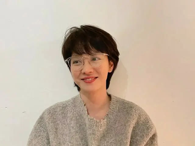 女優ソン・ジヒョ、ボーイッシュでこの可愛さは反則…とびっきりの笑顔の胸キュン