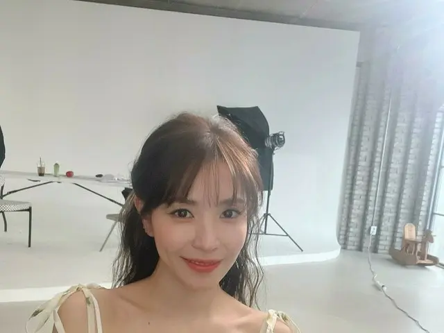 BoA、キューティーセクシーな魅力発散…7年ぶりに日本の雑誌カバーを飾る“お楽しみに❤️”