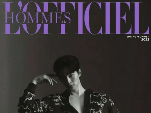 「2PM」イ・ジュノ、大人セクシーも彼氏ルックも完璧！「L'OFFICIEL」4月号で3パターンの表紙を飾る