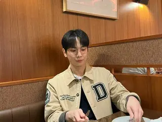 「SHINee」KEY（キー）、春らしい彼氏ルックで近況伝える