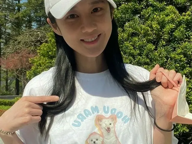 女優チャン・ナラ、毛穴が一つないツヤ肌披露…大学生といっても通じそう
