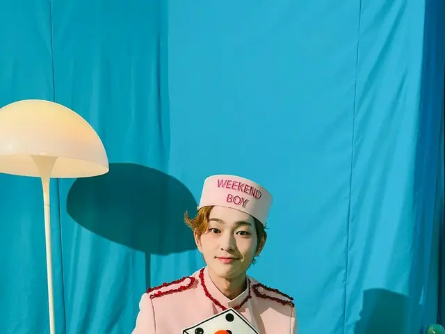 「SHINee」オンユ、かわいい“WEEKEND BOY”…「DICE」MVビハインドショット