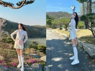 女優イ・ダヘ、ゴルフ場をランウェイにするビジュアル…脚線美も幻想的