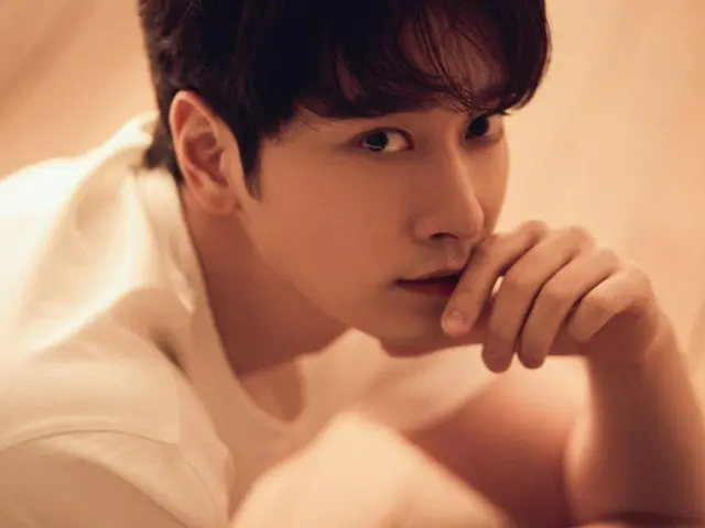 「2PM」チャンソン、新しいプロフィール写真を公開…“ファンのために無料ダウンロードサービスを直接企画”