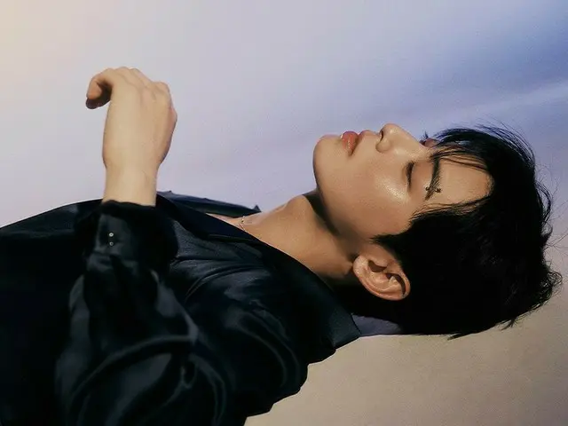 チャ・ウヌ（ASTRO）、大胆なポーズもカッコいい…国宝級ビジュアル