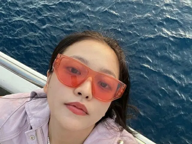 「Red Velvet」イェリ、クルーズに乗って優雅な旅行…ハワイでも輝く美貌
