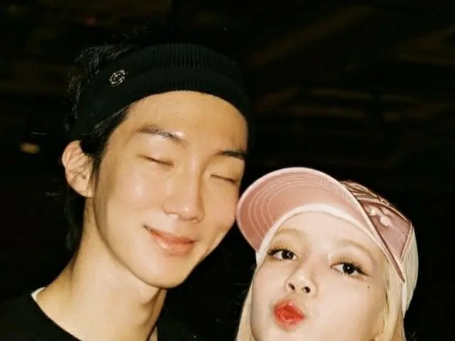 「WINNER」イ・スンフン、SNSに登場したアイドルにびっくり「二人仲良かったんだね」