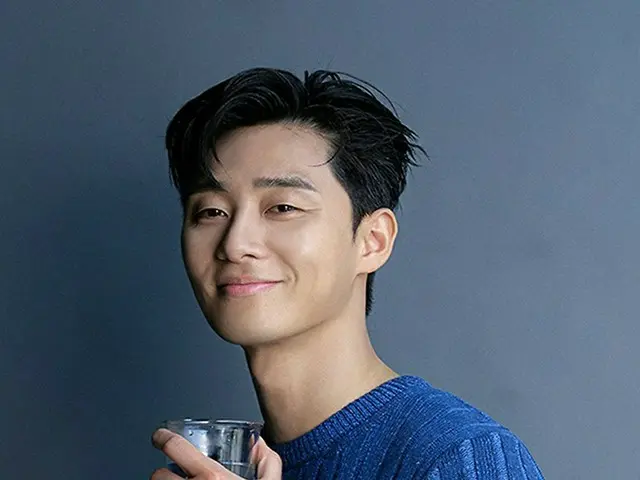 俳優パク・ソジュン、台湾グラビア撮影時のビハインドカット公開…さわやかな笑顔にキュン