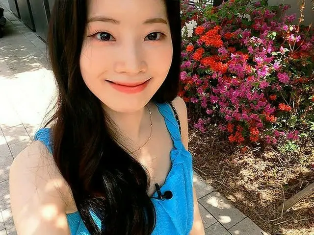 「TWICE」ダヒョン、単独のVlog公開…JYP社屋探検からぼっち飯まで