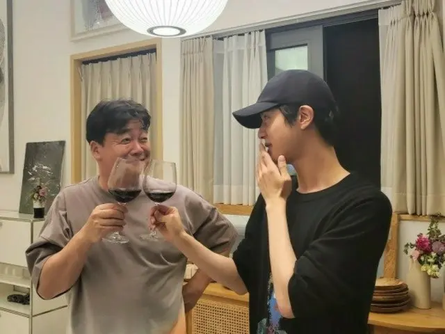 「BTS（防弾少年団）」ジン、ペク・ジョンウォン宅で豪華なパーティー