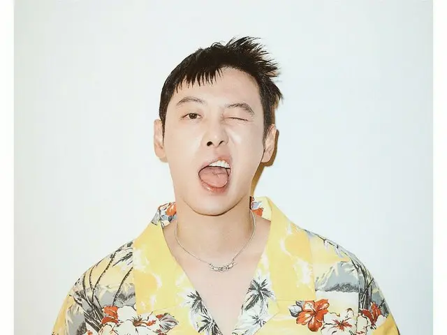 俳優キム・ドンウク、ファッショングラビア＆インタビュー公開…“次期作、美しい時間の話を入れた”