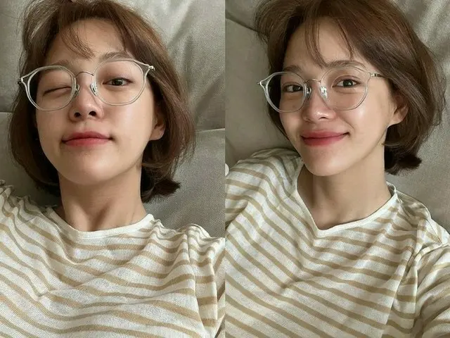 「gugudan」キム・セジョン、反論不可なウインク発散…メガネ姿でも胸キュンビジュアル