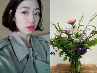 女優パク・シネ、優雅にフラワーアレンジメントで胎教「一番愛する花屋」