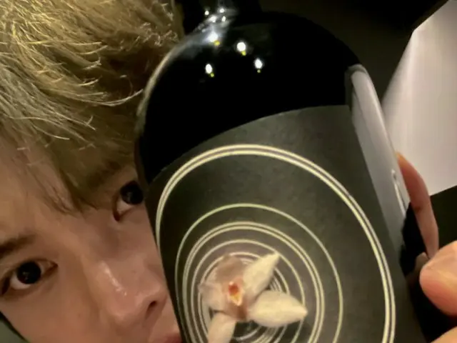 キム・ジェジュン、高価なワインより高貴なビジュアル
