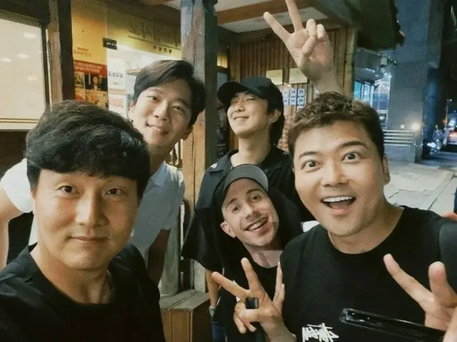 「BTS（防弾少年団）」RM、『脳セク時代-問題的男』の固い友情は継続中