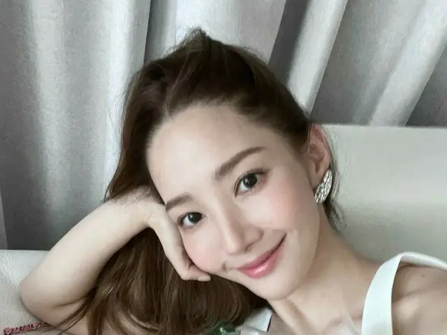 女優パク・ミニョン、非現実的な完ぺき女神ビジュアル
