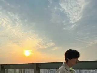 俳優イ・ミンホ、夕陽をバックに絵のようなビジュアル