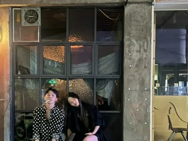 「BIGBANG」G-DRAGON、モデルキム・アヒョンとも親しくポーズ…HIPHOPそのもの