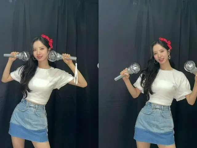 「宇宙少女」ボナ、白Tシャツにデニムスカートで誇る清涼な美貌