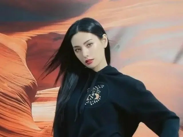 ナナ（AFTERSCHOOL）、非現実的なプロポーション…驚くべき長さの美脚（動画あり）