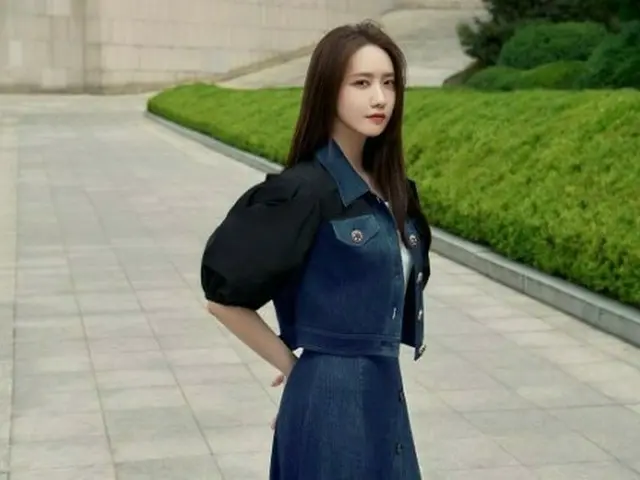 「少女時代」ユナ、衣類ブランドのグラビア公開…女神美貌